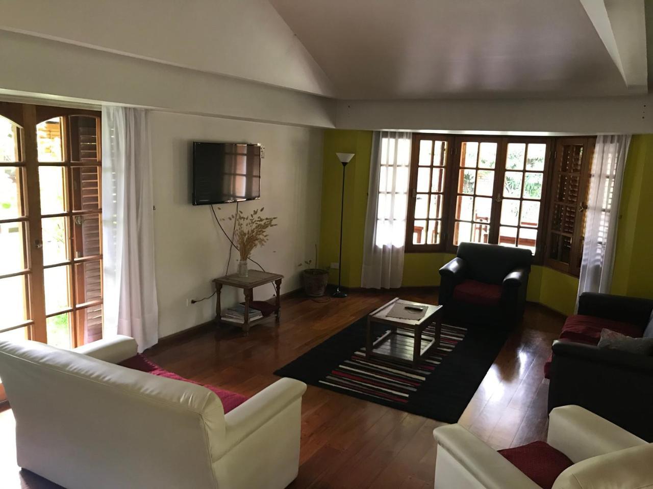 מלון ניוקואן La Casona Del Rio מראה חיצוני תמונה